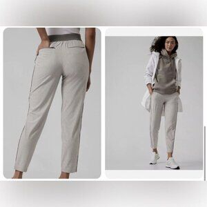 Athleta Brooklyn Textured Ankle Pant City Stripe – Size 2